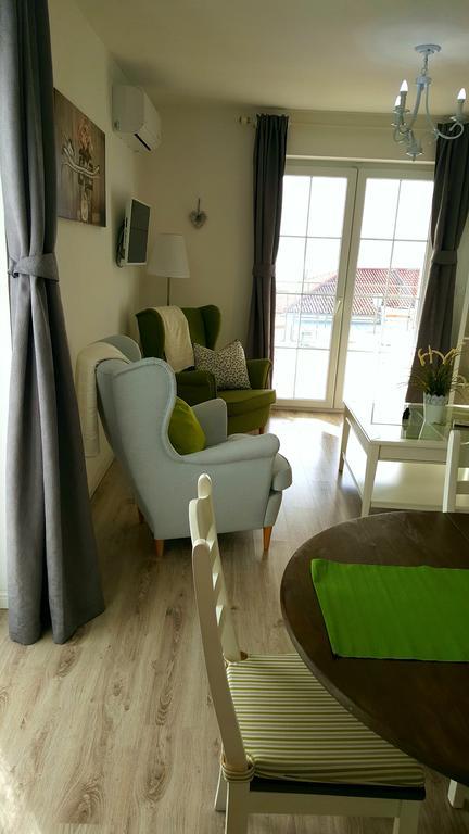 Apartments Villa Harmonie - Adults Only +14 茨里克韦尼察 外观 照片