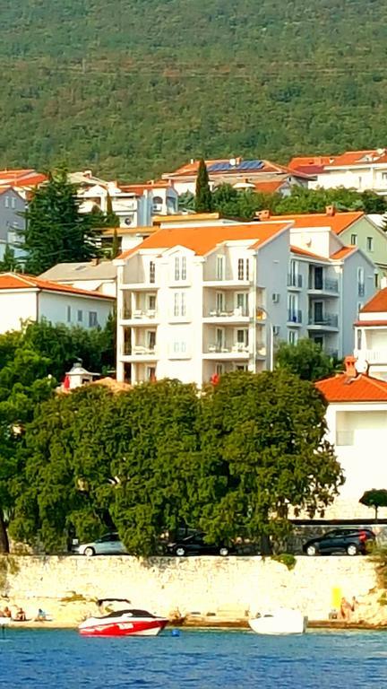 Apartments Villa Harmonie - Adults Only +14 茨里克韦尼察 外观 照片